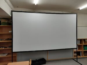 Faltrahmen-Leinwand 330x179